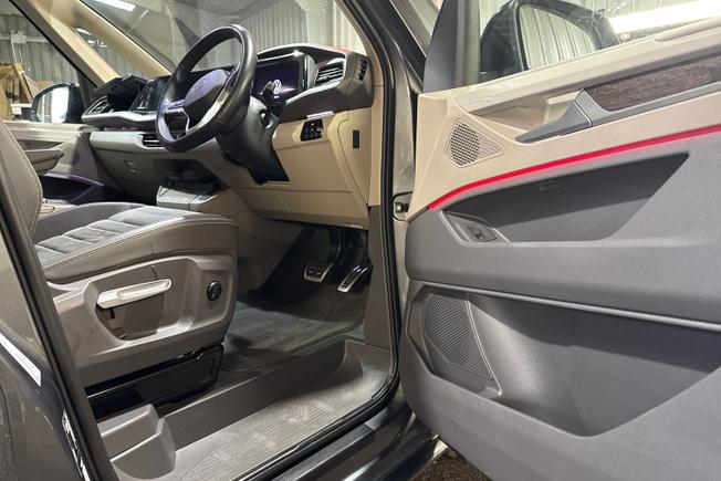 Volkswagen Multivan Photo 28