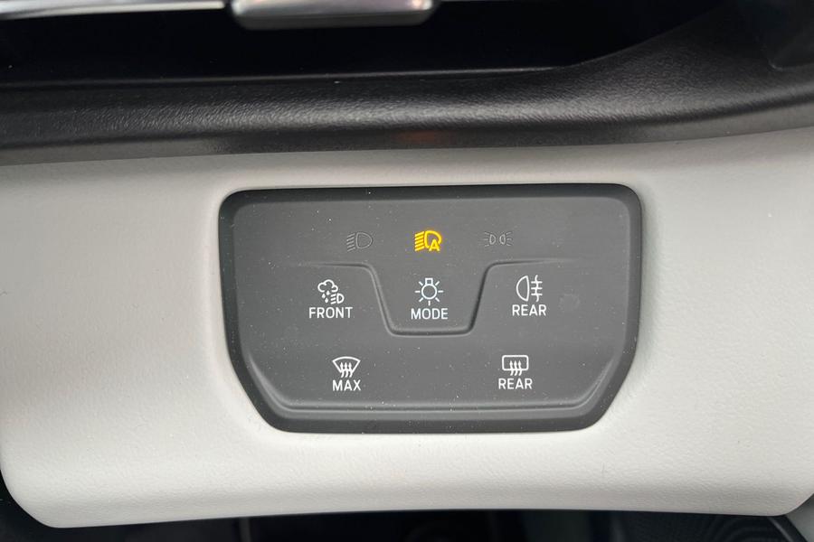 Ford EXPLORER Photo autoimg-0732389a4e41966d4b0d20f3c3384282453afe9a.jpg