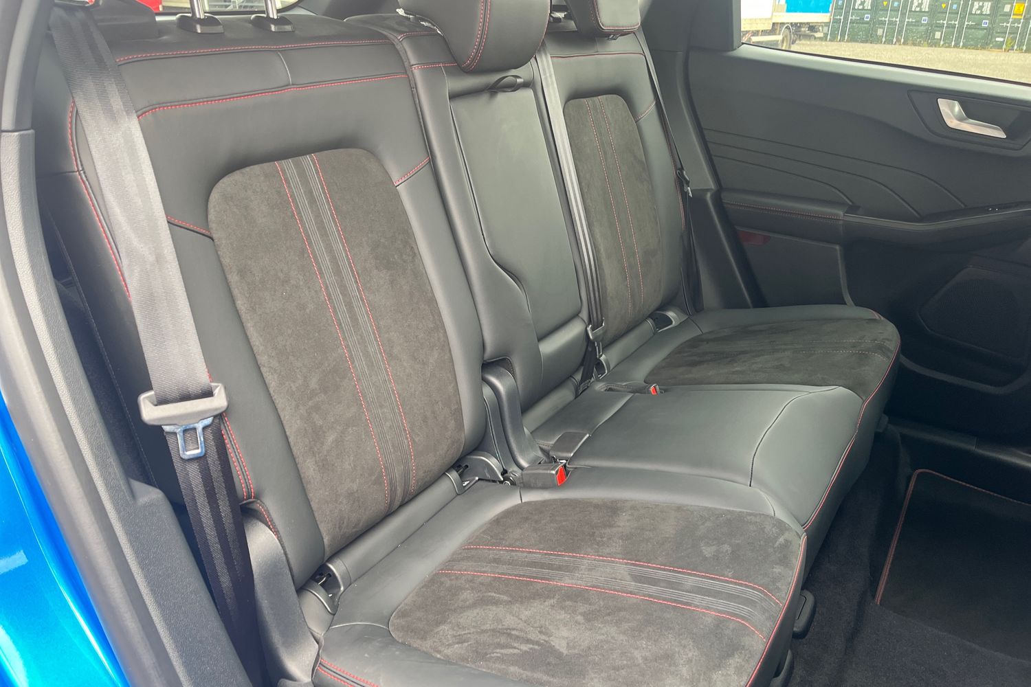 Ford KUGA Photo 19