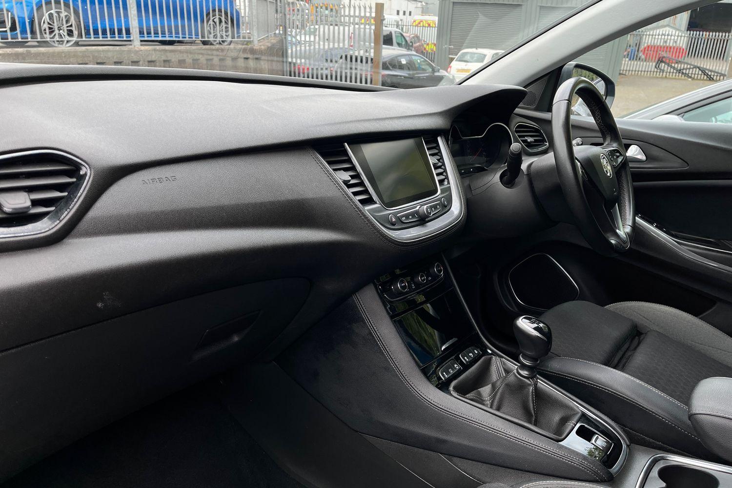 Vauxhall GRANDLAND X Photo 17
