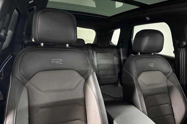 VOLKSWAGEN Touareg Photo 26