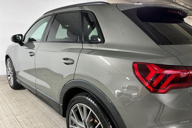 AUDI Q3 Photo 36