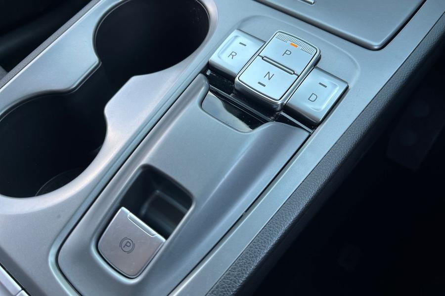 Hyundai KONA Photo autoimg-07335b207b7b4e71a6e0504f1b9a388027b331ff.jpg