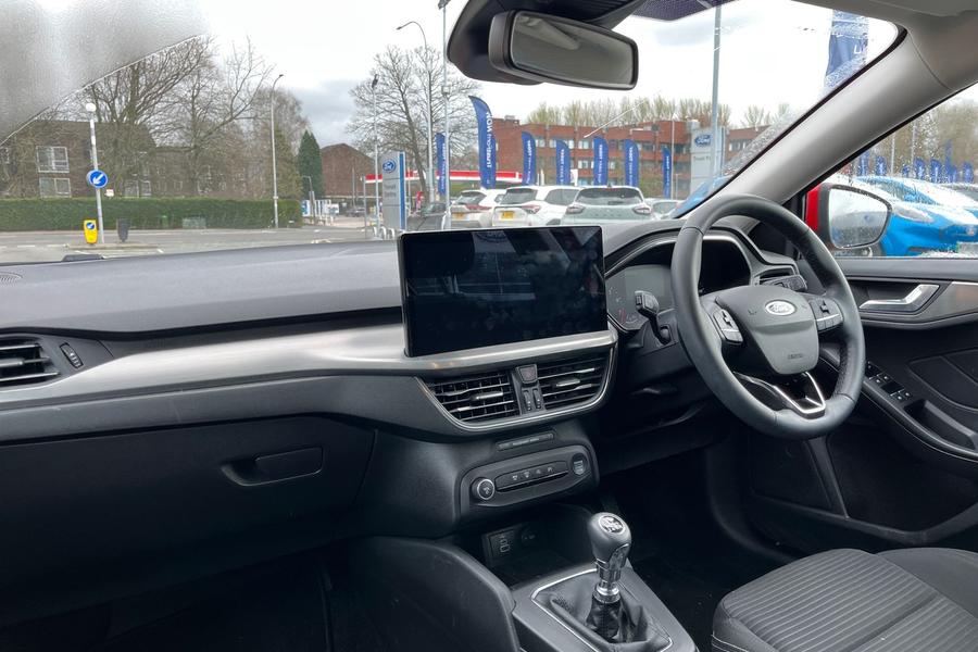 Ford FOCUS Photo autoimg-0734b49bc05f1d938d7df801cd0eaec9152f188f.jpg