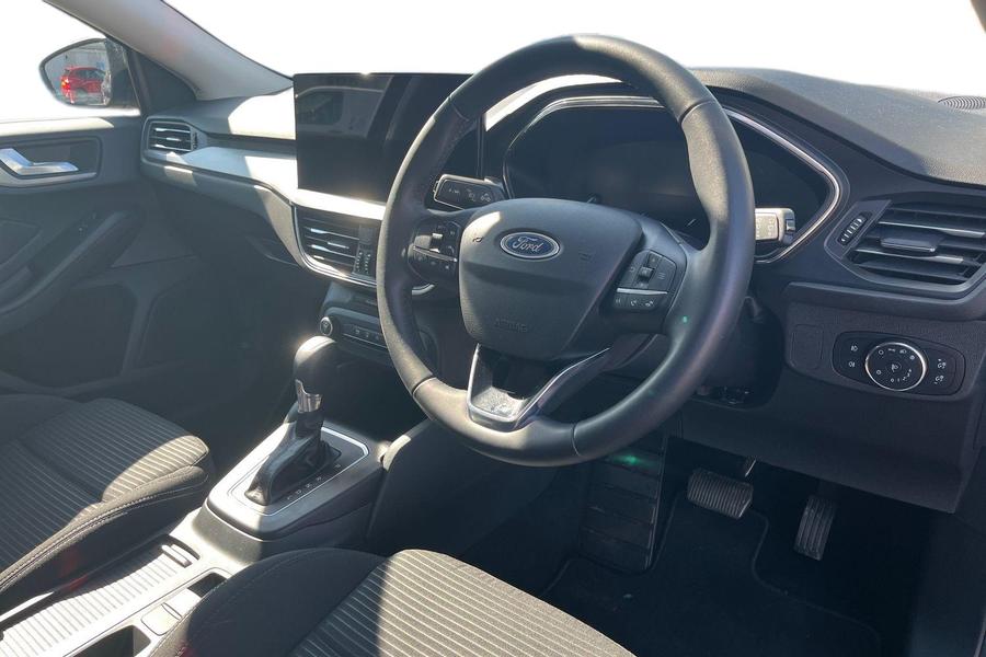Ford Focus Photo autoimg-0735bbad592dba9b1445813ece9653c950a1774e.jpg