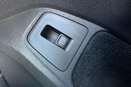 Volkswagen Tiguan Photo autoimg-0735c2a1073f3d92e1728abee2df7cbccd1d7856.jpg