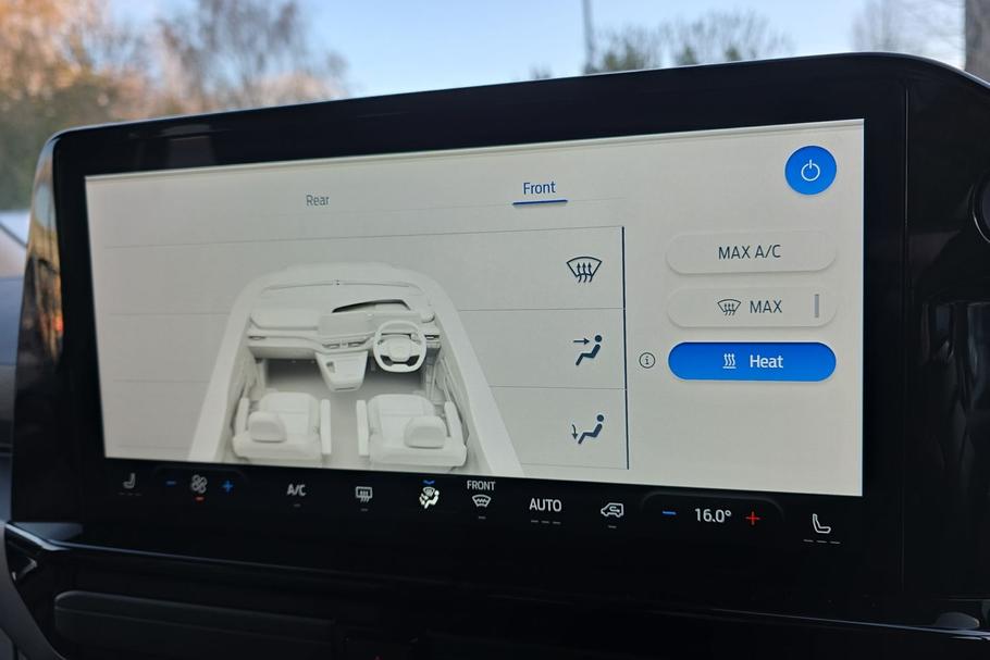 Used Ford E-TOURNEO CUSTOM WR75NLT 38