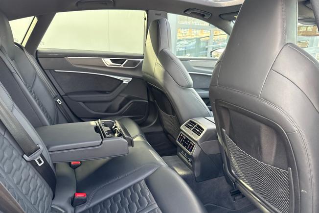 Audi RS7 Photo 50