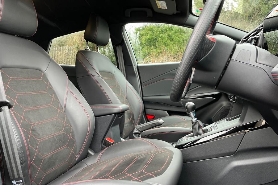 Ford Puma Photo autoimg-07376a8eca405c47eadb15ff8c7e02cc3f899874.jpg