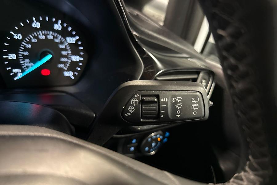Ford FIESTA Photo autoimg-07376de81eee3820c3193980801f6d5a12bfa543.jpg