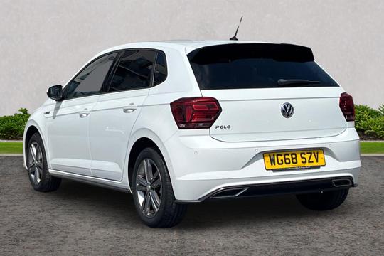 Volkswagen Polo Photo autoimg-073782217b123663e4c2232ec2bb7cd522db3a3b.jpg