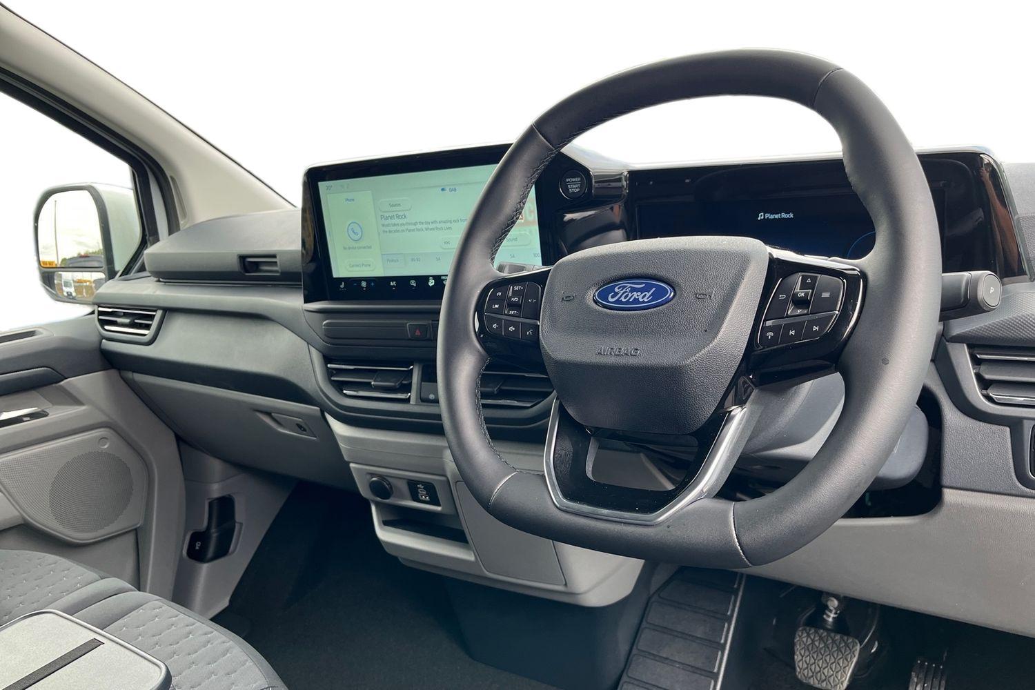 Ford TRANSIT CUSTOM Photo 13