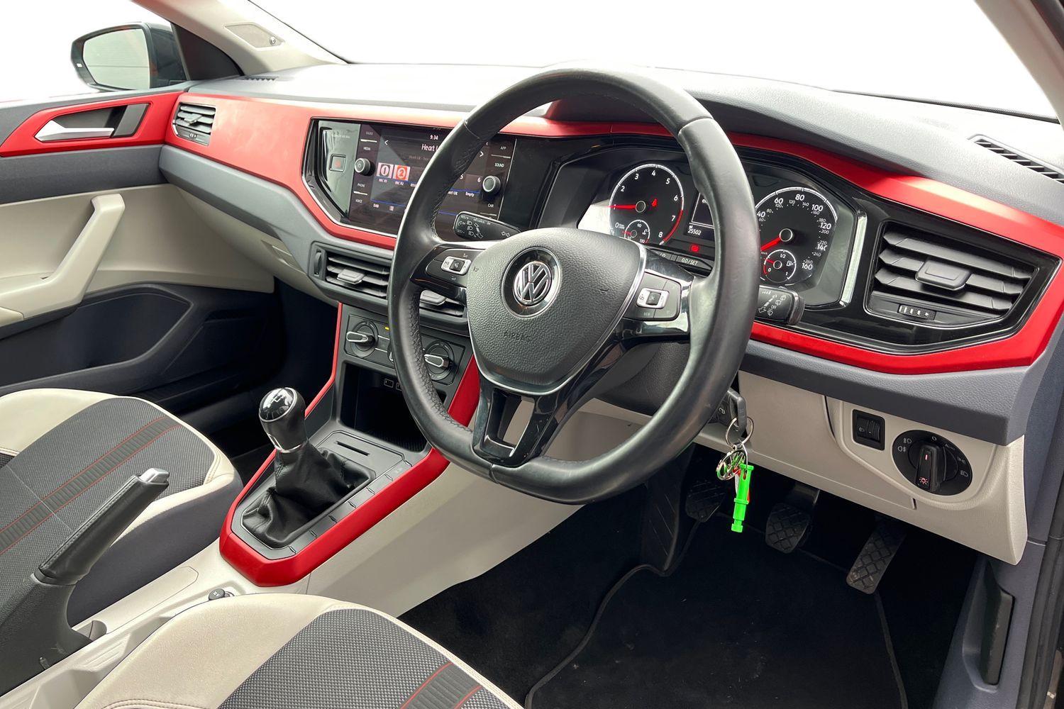 Volkswagen POLO Photo 8