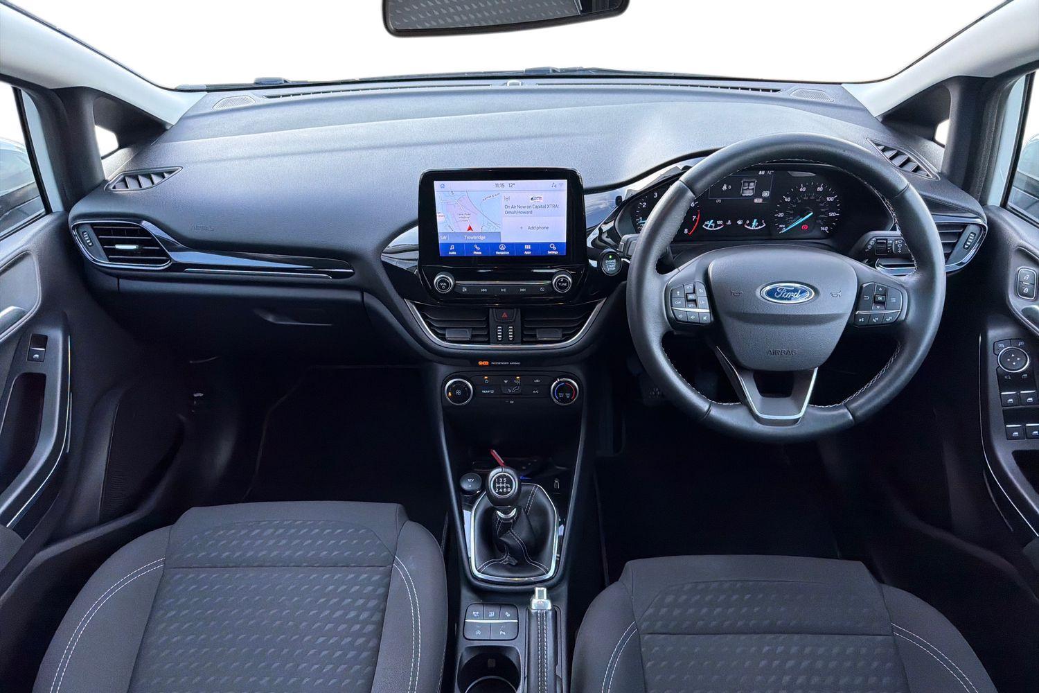 Ford FIESTA Photo 9