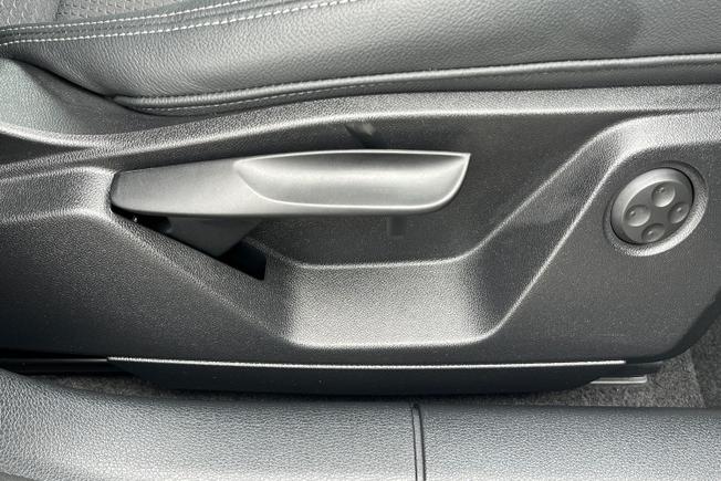 AUDI  SQ2 Photo 54