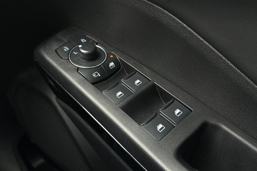 Ford PUMA Photo autoimg-0747da00eb9c16cde3eebb662145a4c348c335c5.jpg