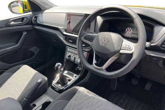 Volkswagen T-cross Photo autoimg-0749c7ff5390cf3e9fce1faf8205a851007c7371.jpg