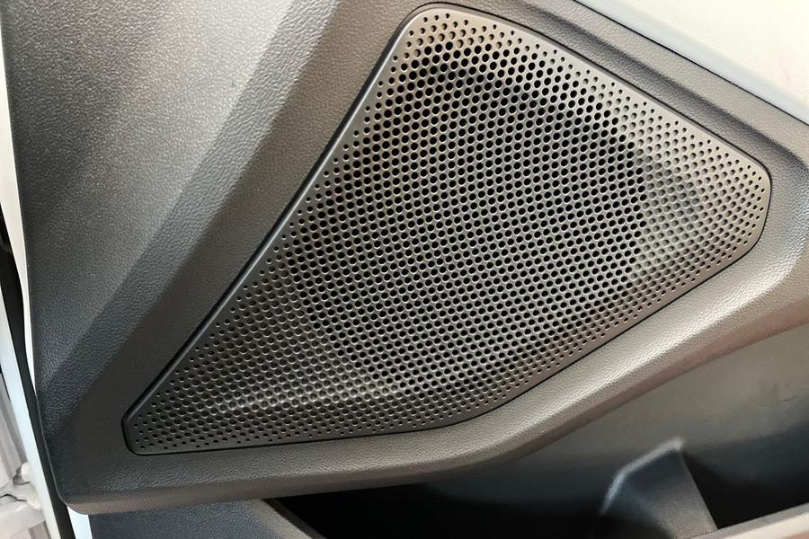 Ford Explorer Photo autoimg-074aba39ec6257873f272397138954f50521de4b.jpg