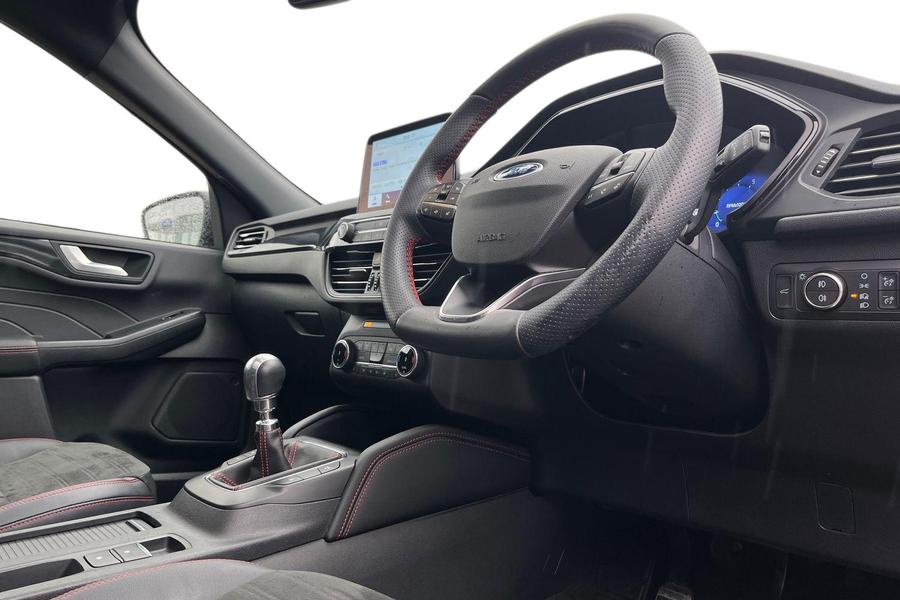 Ford KUGA Photo autoimg-07522d58687484c1a9e288daa6f3b371dfb32fc0.jpg