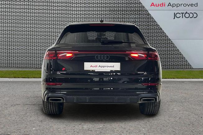 AUDI Q8 Photo 7