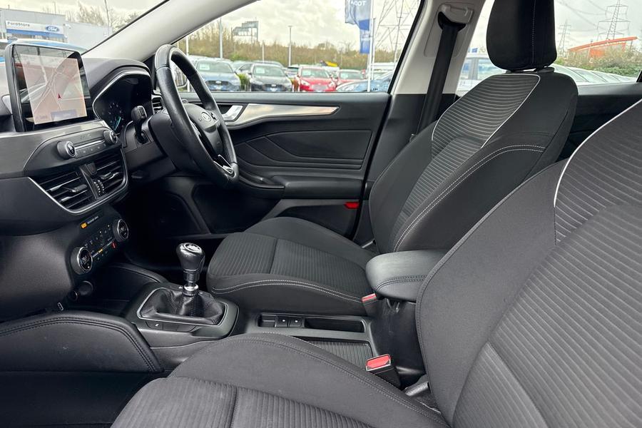 Ford FOCUS Photo autoimg-0752ed5e830d358e53e2f01f4072a2a9890e3166.jpg
