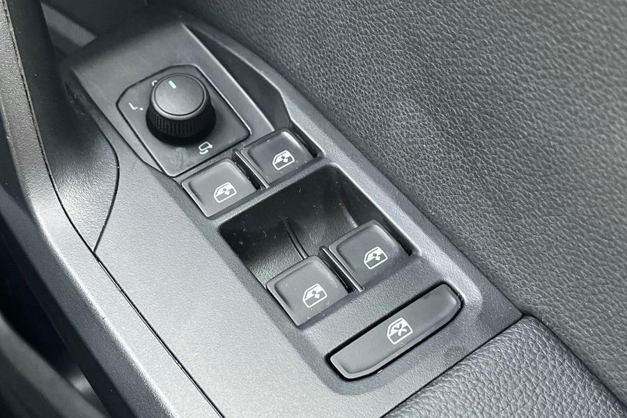 SEAT ARONA Photo autoimg-0753ee9b72ee1a27bff79ac5df6762663d8353de.jpg