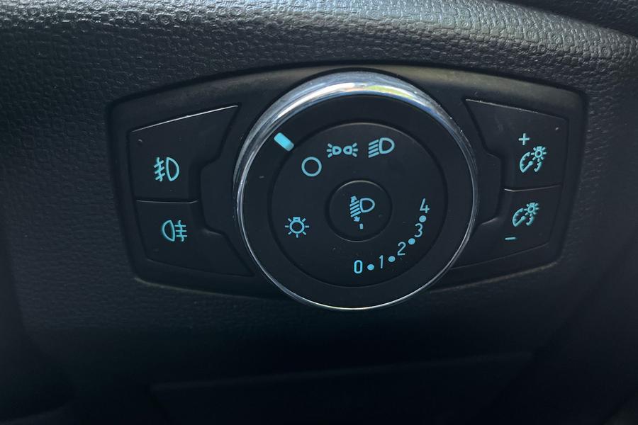 Ford ECOSPORT Photo autoimg-0758c1c0e338d2dc991069712ad162b6a58a59ac.jpg