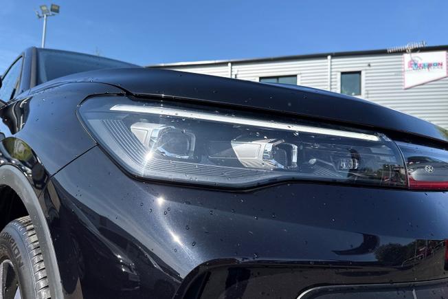 VOLKSWAGEN Tiguan Photo 19