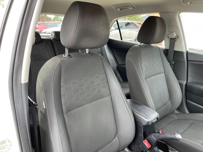 KIA Rio Photo 27