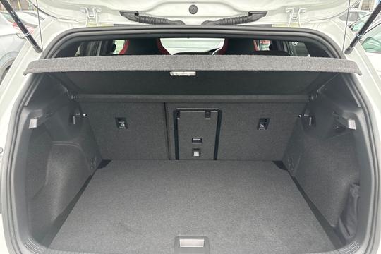 Volkswagen Golf Photo autoimg-075ee34a345fc61073914c5f75bb289d55ddaa4c.jpg
