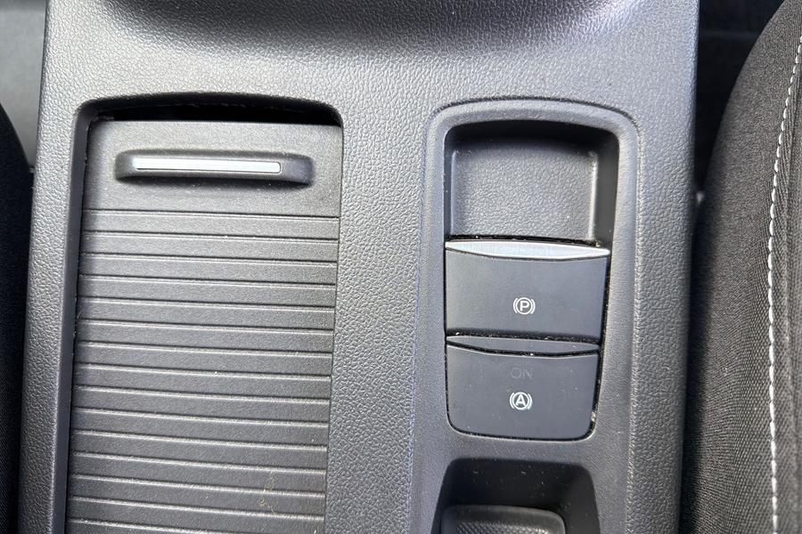 Ford Focus Photo autoimg-075f6f79698dd6babc07ca336c09180722552640.jpg