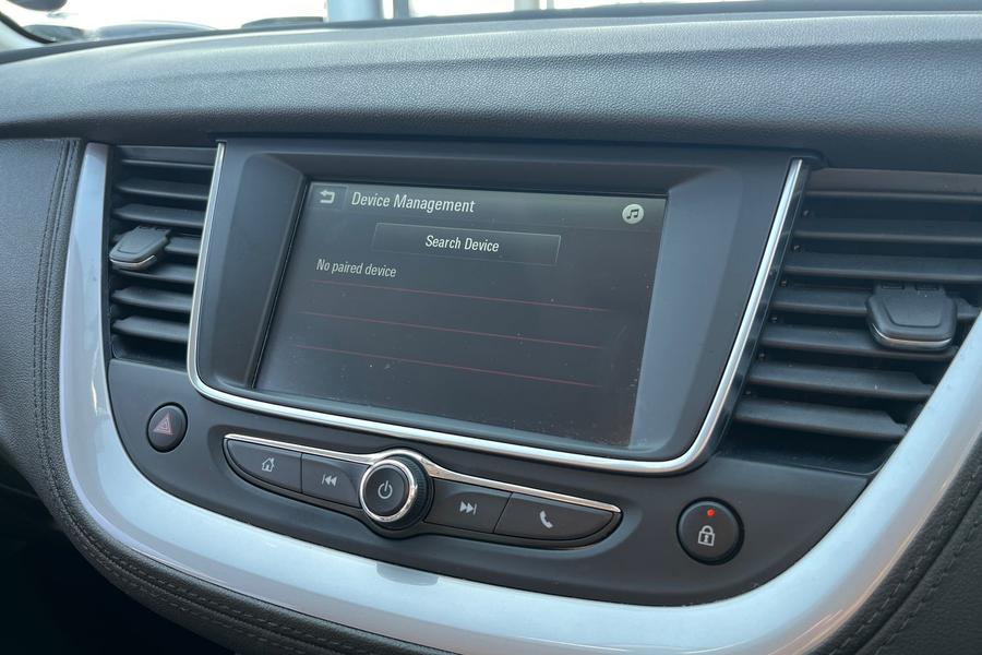 Vauxhall GRANDLAND X Photo autoimg-07608d58c31ad3c7b217bea6f35aa83a9edbcda8.jpg