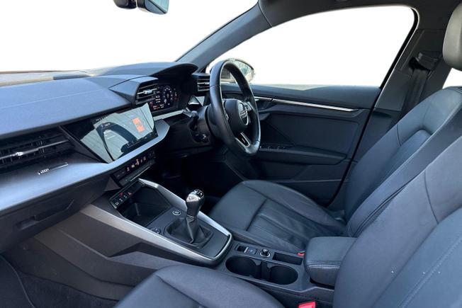 AUDI A3 Photo 2