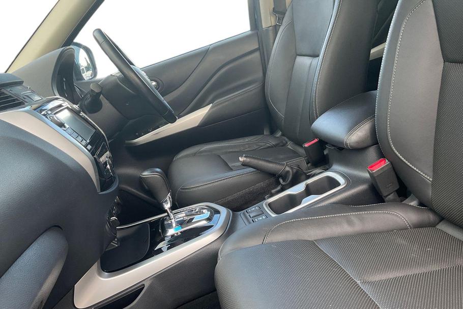 Used Nissan Navara YN18XFG 10