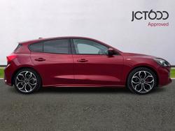 FORD Focus Photo 4