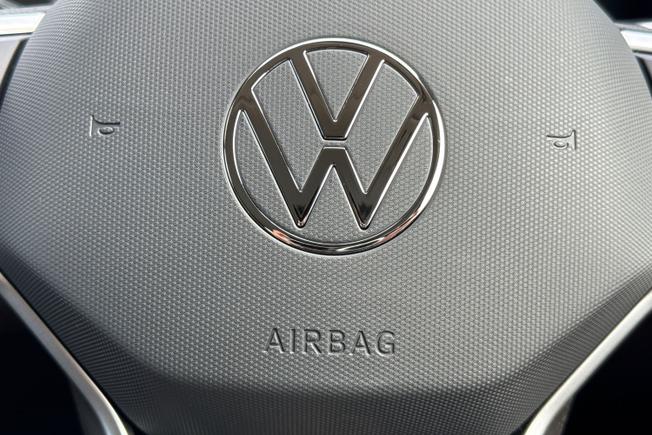 VOLKSWAGEN T-Roc Photo 27