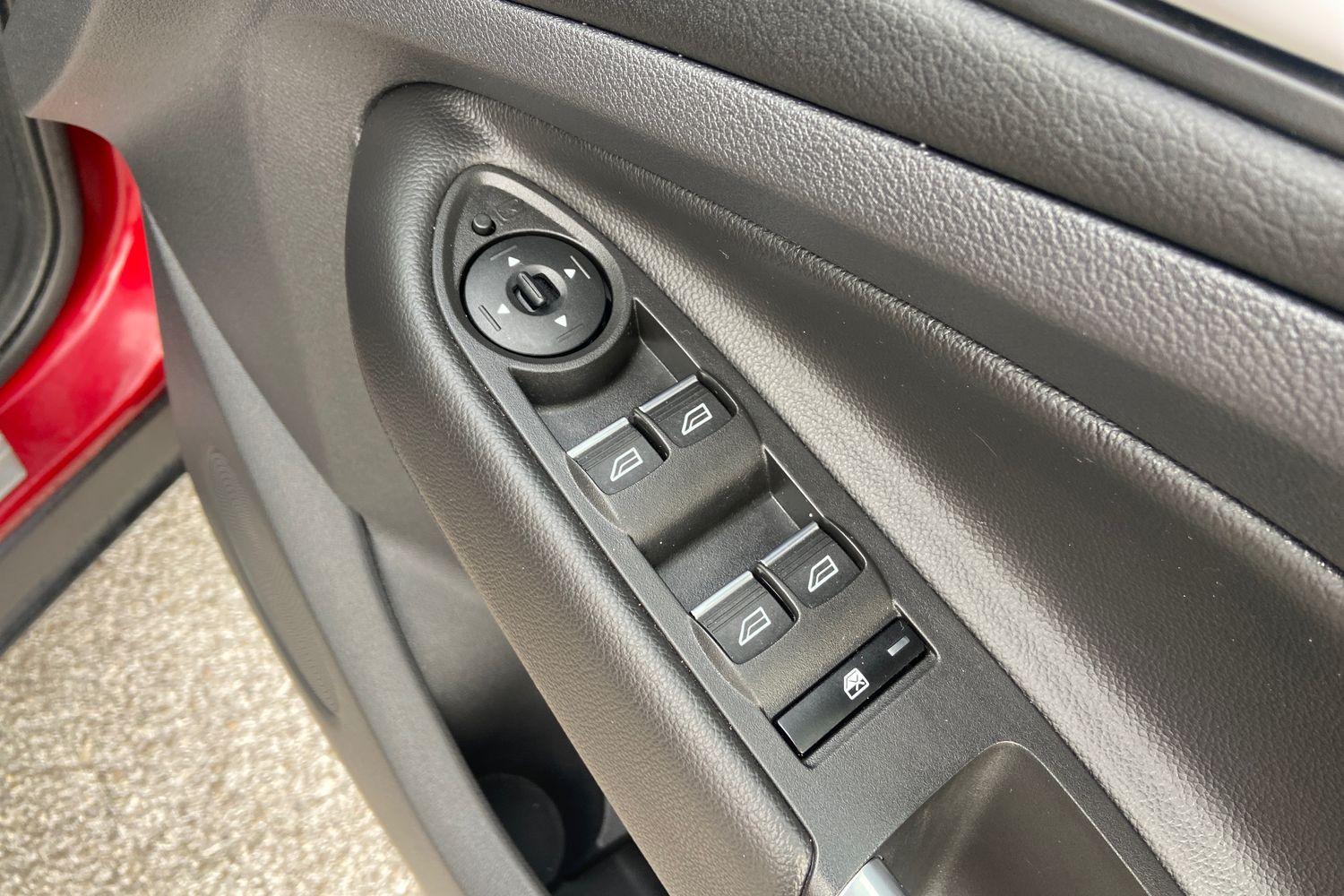 Ford KUGA Photo 15