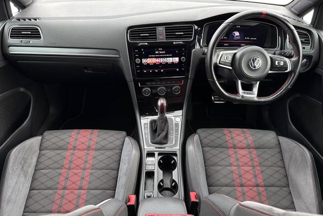 Volkswagen Golf Photo 10