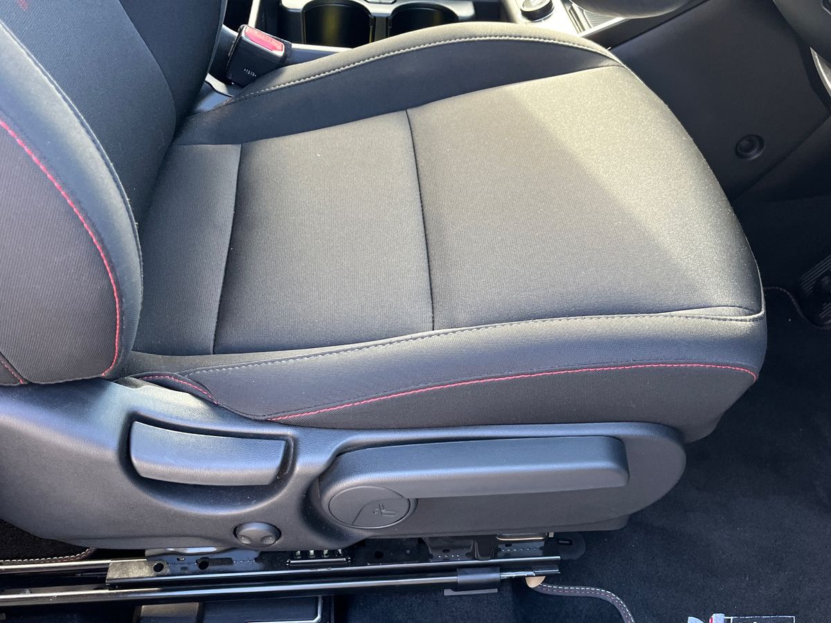 Hyundai KONA Photo 29
