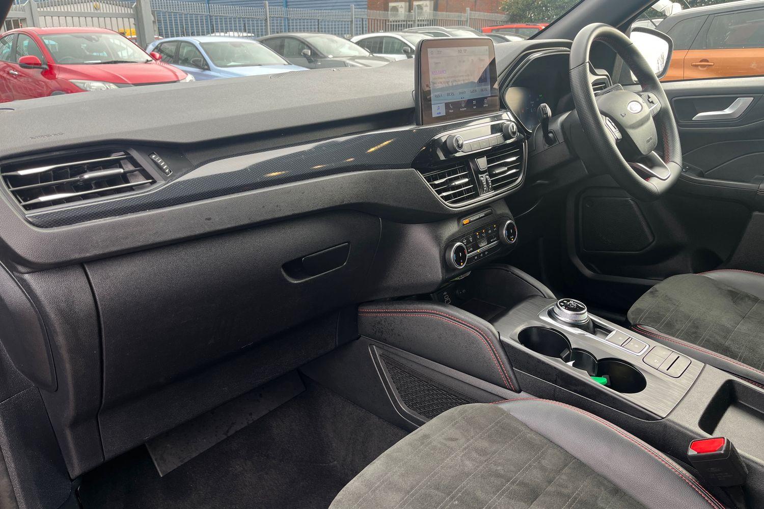 Ford KUGA Photo 17
