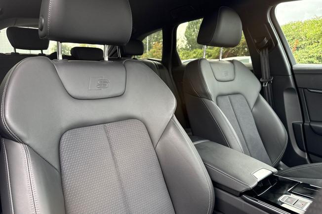 Audi A6 Avant Photo 36