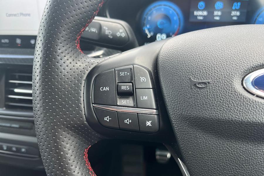 Ford Focus Photo autoimg-077a9129228aa285bb528b98338b4b22a598d338.jpg