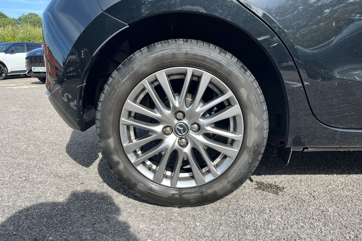 Mazda 2 Photo 7