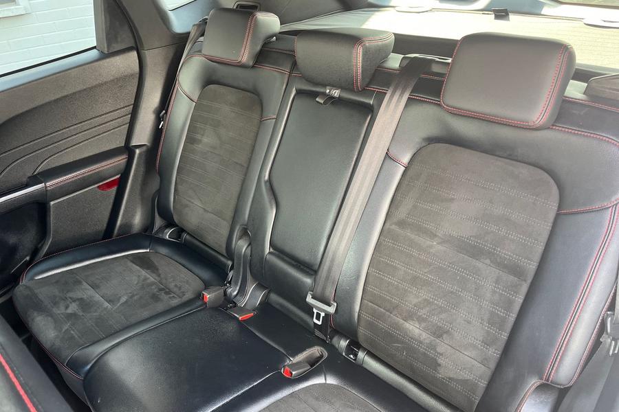 Ford KUGA Photo autoimg-07823945d444efda2564ed0438252e7b672dd18e.jpg
