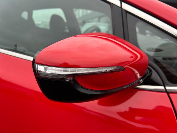 Kia Ceed Photo autoimg-078250a3d3a0a3e9a7d1ce218f204af84a386c0d.jpg