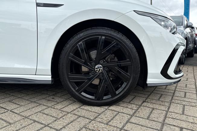 VOLKSWAGEN Golf Photo 5