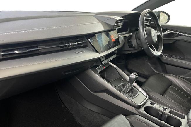 Audi A3 Photo 2
