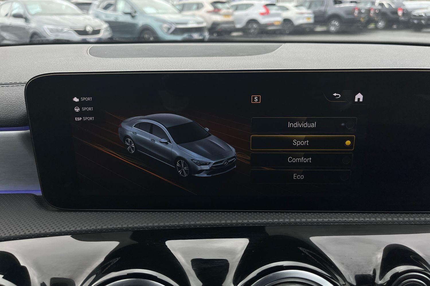 Mercedes-Benz CLA Photo 34