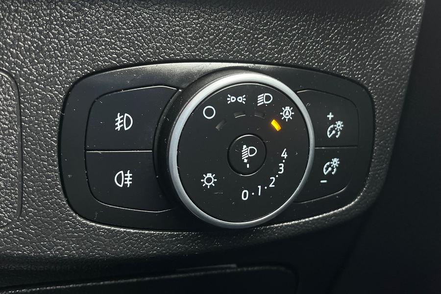 Ford FOCUS Photo autoimg-0789922b7031a01a3009cecb4f55096c5fd3d2a4.jpg