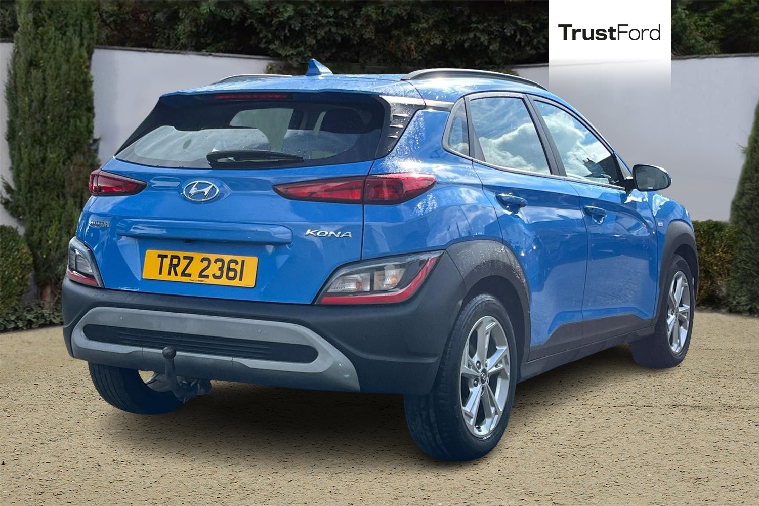 Hyundai KONA Photo 3